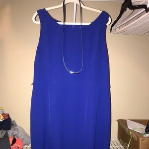 Sleeveless dress
